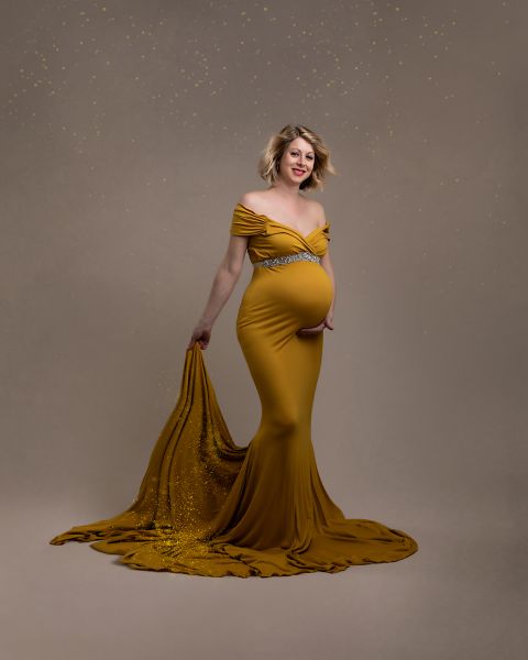 maternity photo shoot leeds