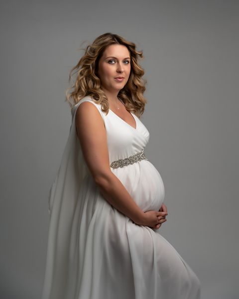 maternity photo shoot leeds