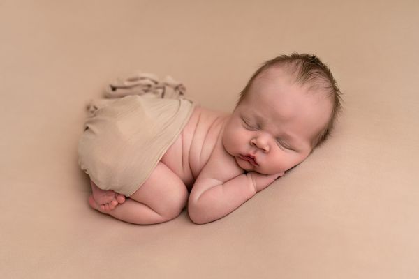 newborn photo shoot leeds