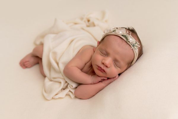 newborn photo shoot leeds