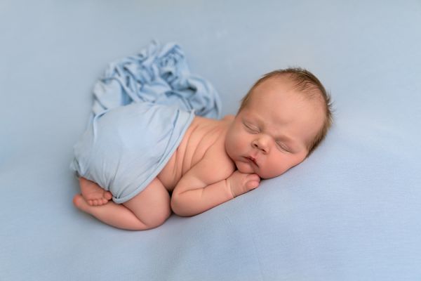 newborn photo shoot leeds