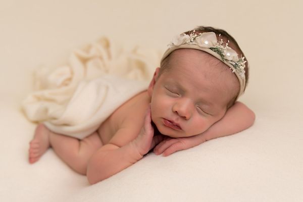 newborn photo shoot leeds