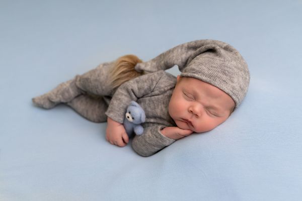 newborn photo shoot leeds