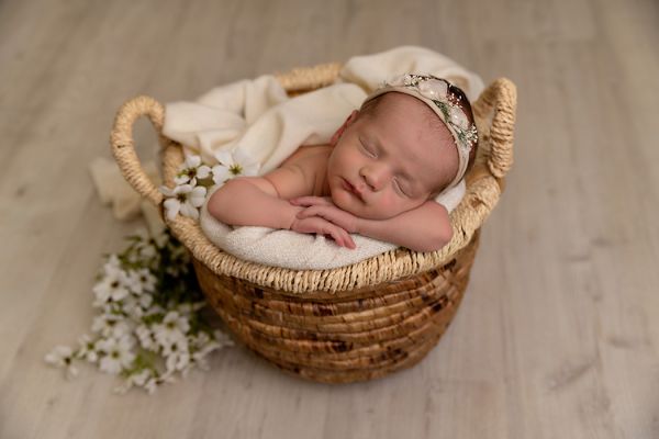 newborn photo shoot leeds